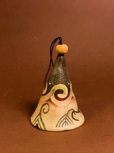 Clopoțel Decorativ din Ceramică - Culoare Natur cu Simbolul Lupilor