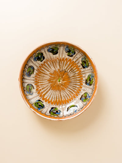 farfurie-18cm-ceramica-horezu-stefanescu-floare-paun-caramiziu-mijloc-verde-contur-muguri-verde-albastru-1