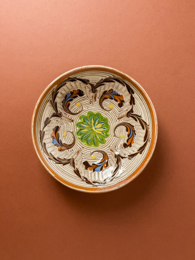 farfurie-18cm-ceramica-horezu-stefanescu-floare-verde-mijloc-floare-maro-exterior-puncte-galbene-1