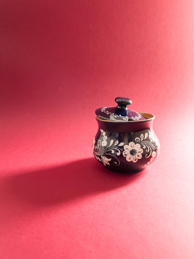 zaharnita-ceramica-corund-lucrata-manual-motiv-floral-margarete-lalele-1